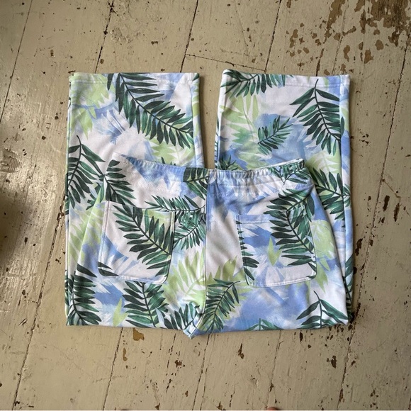 Zac & Rachel Print Cropped Lounge Pants - Picture 15 of 16